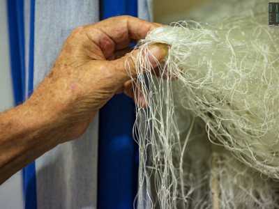 L�uomo � molto geloso delle sue creazioni e non ci lascia toccare questo �tesoro�...